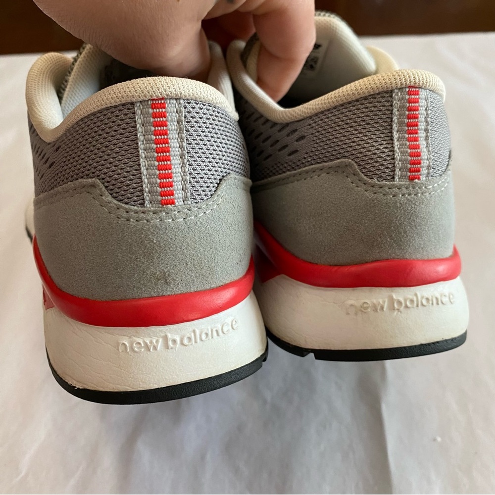 New Balance 005 Rev Lite Gray & Red Lace Up Athletic‎ Sneakers Size 6.5 - Picture 4 of 8